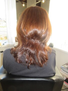 コア フィール ア デイ(COIFFURE A DAY) 【M3D見附今町】髪質改善
