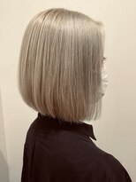 イーストハムヘッドショップ(EAST HAM head shop)&nbsp;艶々ホワイトページュ×ボブ