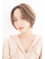 メゾンブラン アヴェダ(Maison Blanc AVEDA) ハンサムショート ショートボブ 長めの前髪 ベージュカラー