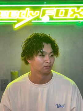 グリーディーフォックス 代々木(Greedy FOX) アップバング/ツーブロックマッシュ/束感/波巻き[シェービング]