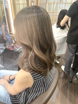 アパルトメント ジェシカ(l'appartement de Jessica) クリアベージュ