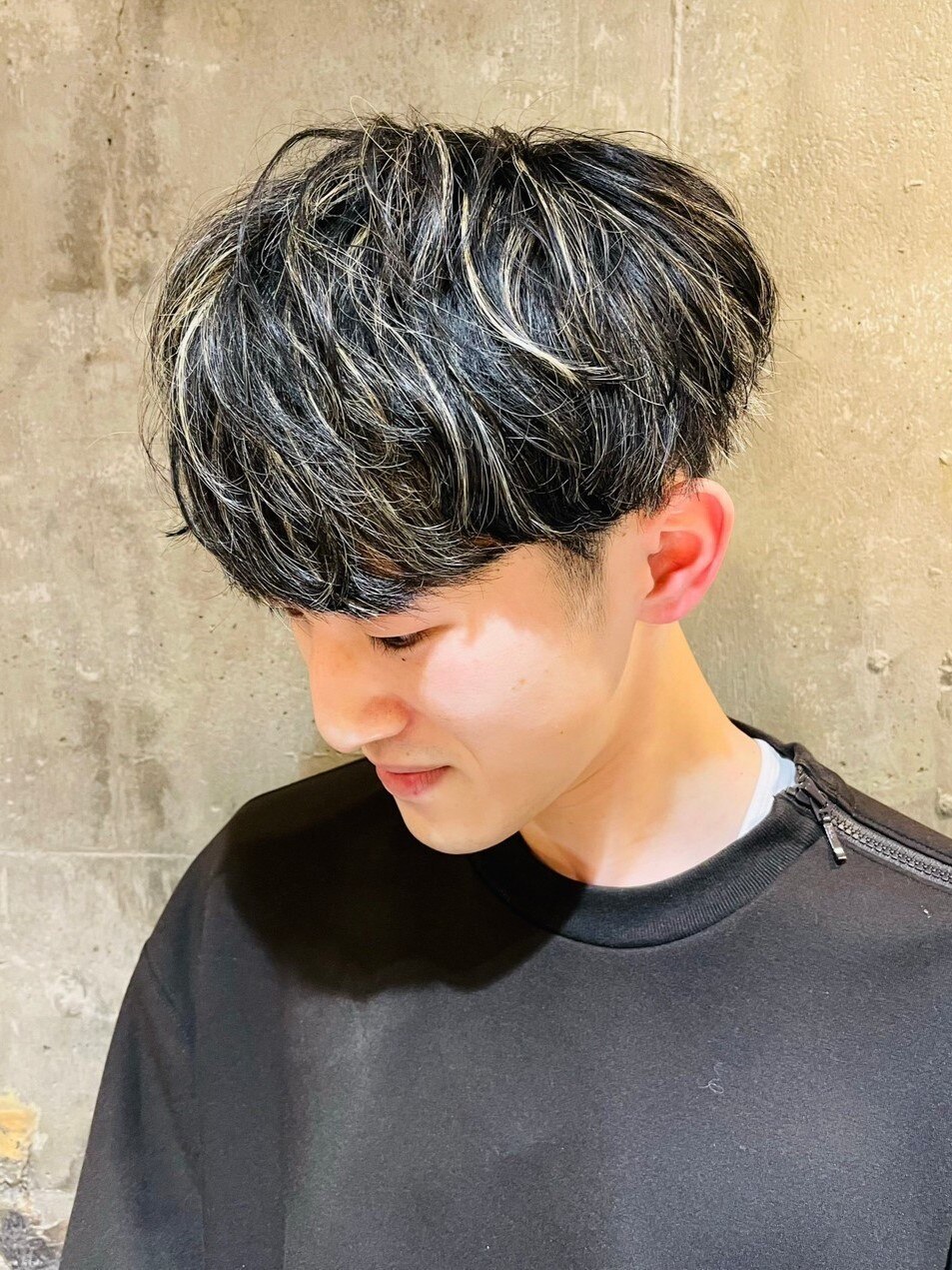 ツーブロックマッシュ ブロンドメッシュ 10代 20代：L199542784