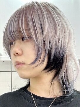 ウィコ 新宿(WICO) design white wolf [新宿駅/切りっぱなしボブ/エアリーロング]