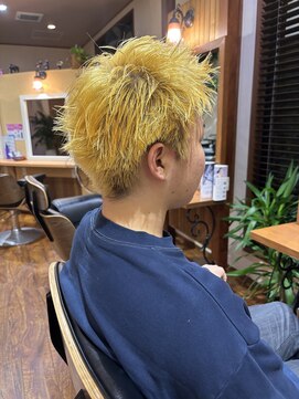 モア美容室 スパイキーショート