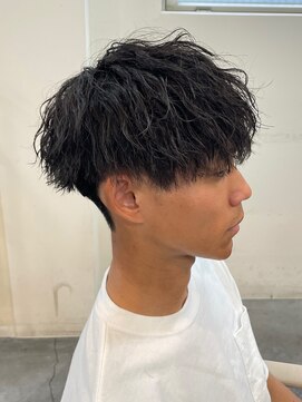 バース バイ ハピネス(BIRTH by happiness) 縦落ちツイストスパイラルパーマ　ツイスメンズパーマ