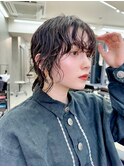 レイヤーロングウルフボブパーマ顔まわりレイヤー前髪パーマ暗髪