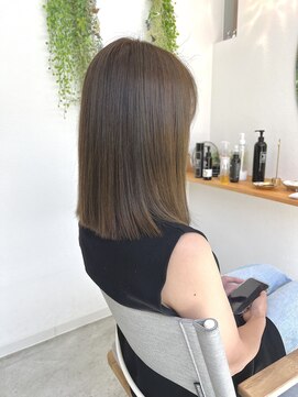 ベコホーム(BE CO HOME) 秋冬感のあるオリーブグレージュ♪