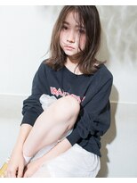 ユーレルム 川崎(U-REALM)&nbsp;外はねロングボブ　担当　森