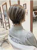 グレージュショート