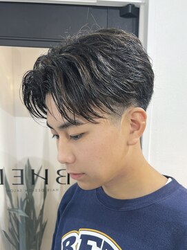 ベル 桑名(BHEL) 三重桑名ニュアンスパーマフェザーパーマ緩めセンターパートヘア