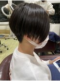 ショートボブ