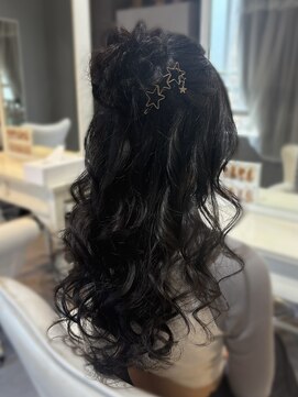 ヘアセット ナゴヤ ラビット(hair set NAGOYA RABBIT) ハーフおだんご