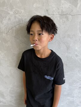 ウシワカマルイースト(ushiwakamaru East) キッズパーマ