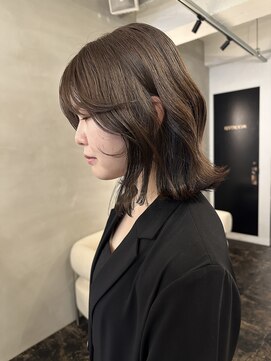 ロマネ(ROMANEE) ミディアムレイヤー