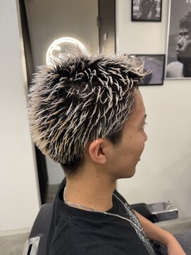 ザチョップショップ キチジョウジ(THE CHOP SHOP KICHIJOJI) メンズカット　スパイキーショート　フェードカット　バーバー