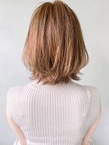 キリ 表参道(kyli)&nbsp;薄めバングくびれヘア小顔カットナチュラルカール#217f0906