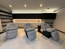 ソルバー(SOLVER)の雰囲気（フルフラットのソファーシートで極上のシャンプータイムを。）