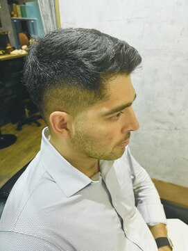 ザ ワルツ(THE Waltz) フェード ショート 刈り上げ