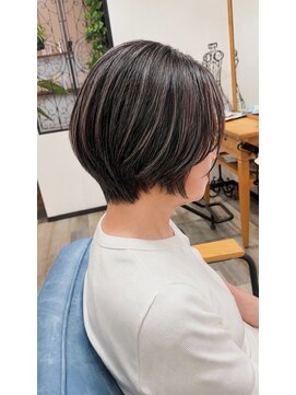 ジゼルアライ(gisele arai) まとまりと丸みを大切にした大人ショートボブ