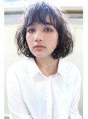 loose casual semiwet bob