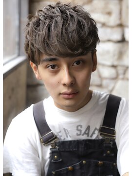 カライング(ing) スーツ短髪ツーブロック束感モテる黒髪シークレットパーマ流行