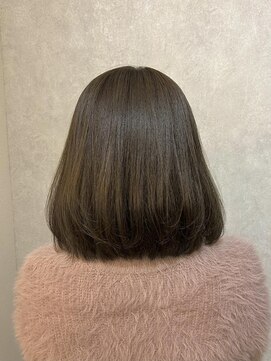 ウィスプ 赤羽店(wisp) やわらかオリーブベージュ♪