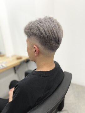 エイト 恵比寿店(EIGHT ebisu) tomi-241 スキンフェード×ダブルカラー！