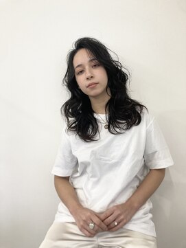 フォト イケブクロ(foto IKEBUKURO) 外国人風ウェーブカールブルーブラックレイヤーロング