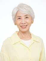 ステラ 木田余店 (stella) エレガントに白髪を楽しむ！大人世代のショートカット