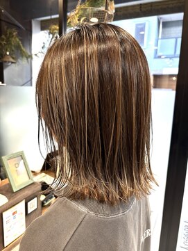 リノナ(Linona) ロングショートワンカールパーマカーキグレージュ前髪錦糸町