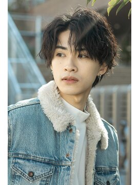 リップス 原宿(LIPPS) センターパートウルフカットツイストスパイラルパーマゆるめ黒髪