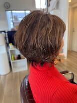 ビーズ ノイ(BEE´Z ＮＥＵ)&nbsp;オリーブグレーショートボブパーマ11.29