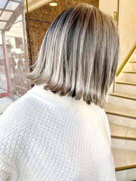 トルネード(TORNADO) 外国人風ハイライトバレイヤージュシャドウルーツグレージュT129