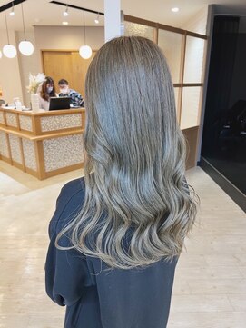 チェレ オレ 新金岡店(Chere ore) 大人ナチュラルヘア/外国人風ロング/ダークアッシュカラー