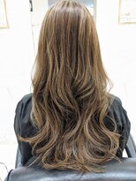 ヘアーデザインムーヴ(Hair design MOVE) 白髪ぼかしハイライト　ロング