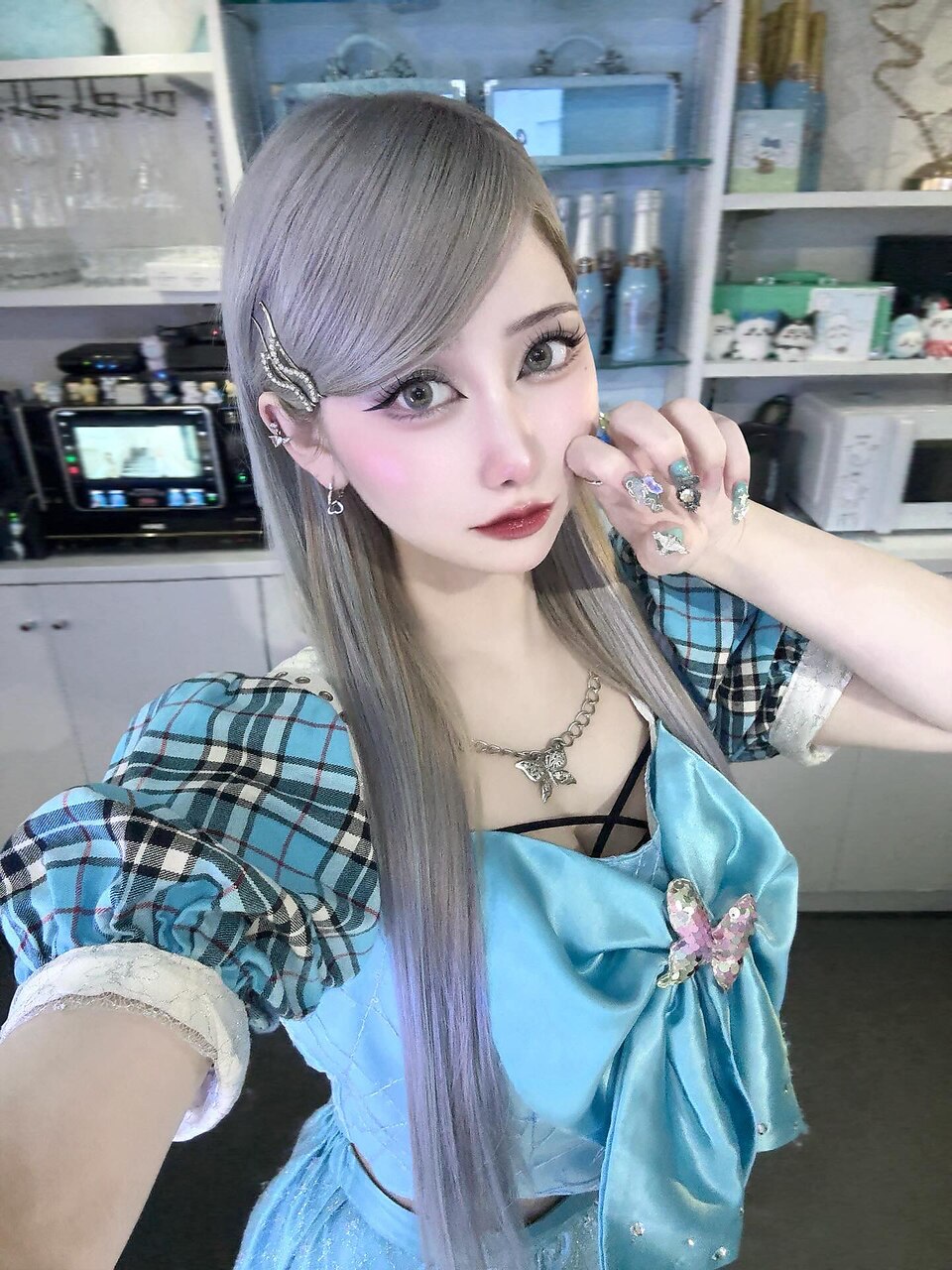 広島のコンカフェ嬢御用達【シールエクステ】：L206808804｜クオン