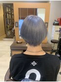 ケアブリーチ　シルバーカラー　デザインカラー モテ髪艶髪