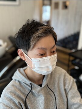 スモール チェンジ (the small change by LeR) アップバングLショート