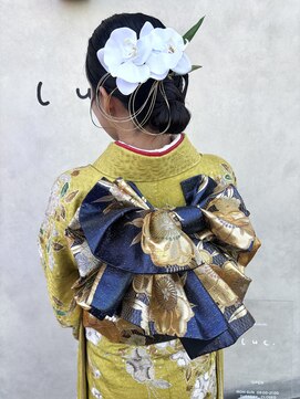 ルク(Luc.) 大人気タイトシニヨン☆