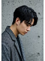 キャンバス バイ ネオリーブ 横浜西口(Canvas by neo.)&nbsp;センターパートスパイラルパーマ黒髪刈り上げ