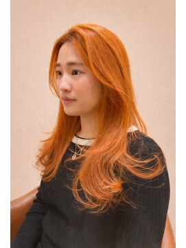 ビュートリアム265(BEAUTRIUM 265) オレンジヘア アプリコット レイヤーヘア シャギー ブリーチ