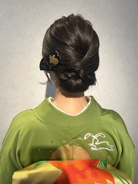 モック(moc) 低めシニヨン