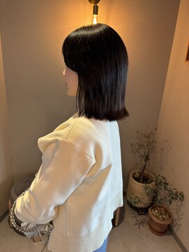 ミリ 北千住(millit) 切りっぱなしボブ