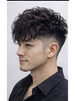 つるるんとん&nbsp;清潔感×色気の束感スパイラルショート