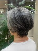 夏はショートで爽やかに