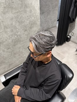 オンオフ(ON OFF)の写真/洗練された技術が自慢の男性stylistが責任もって施術。ワンランク上を目指したいメンズは是非”ON・OFF”へ