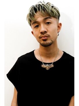 メリケンバーバーショップ コウベ(MERICAN BARBERSHOP KOBE) グランジネープレス束感ショートツーブロックマッシュ@カラー編