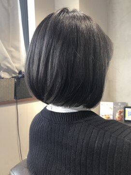 リバレッジ 広尾(Leverage) 大人可愛いAライン前下がりボブ