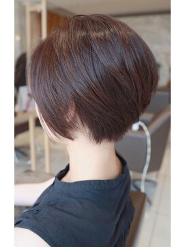 キャリ(CALI) 大人ナチュラルモードボブ　CALI・田町・三田・美容室・CHIAKI