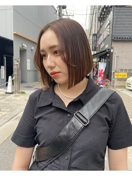 ビール 西新店(BEER) 【ジュリ】切りっぱなしボブ/縮毛矯正